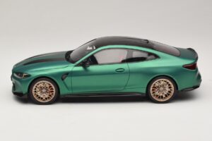 BMW M4 CS G82 Frozen Isle of Man Green GT Spirit 1:18 GT994 Żywica — zdjęcie 3 z 6