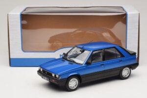 Renault 11 TXE Blue Metallic MCG 1:18 MCG18591 Metal — zdjęcie 6 z 6