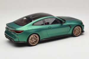 BMW M4 CS G82 Frozen Isle of Man Green GT Spirit 1:18 GT994 Żywica — zdjęcie 2 z 6