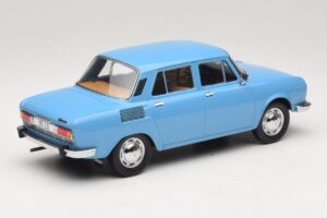 Skoda 100 LS Jasnoniebieski MCG 1:18 MCG18782 Metal — zdjęcie 2 z 6