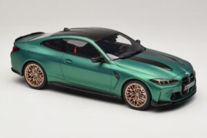 BMW M4 CS G82 Frozen Isle of Man Green GT Spirit 1:18 GT994 Żywica — zdjęcie 4 z 6