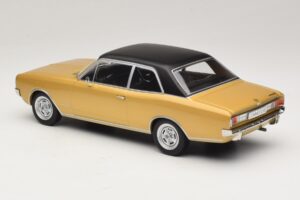 Opel Commodore A Beżowy MCG 1:18 MCG18559 Metal — zdjęcie 5 z 6