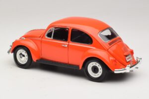 Volkswagen Beetle Pomarańczowy Gremlins Movie Greenlight 1:18 12985 Metal — zdjęcie 7 z 8