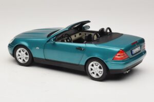 Mercedes SLK R170 Vivianite Green Norev 1:18 183021 Metal — zdjęcie 9 z 10