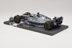 Alfa Romeo Orlen C42 R. Kubica Testing Barcelona 2022 Minichamps 1:18 117229988 Żywica — zdjęcie 5 z 7