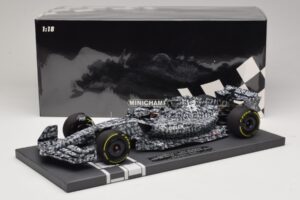 Alfa Romeo Orlen C42 V. Bottas Testing Barcelona 2022 Minichamps 1:18 117229977 Żywica — zdjęcie 7 z 7