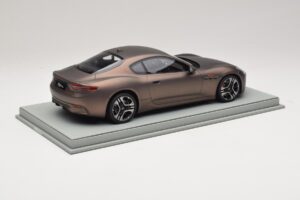 Maserati GranTurismo Trofeo Rame Folgore BBR 1:18 P18240AMAS Żywica — zdjęcie 3 z 7