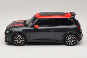 Mini Cooper JCW F66 Legend Grey Otto 1:18 OT1244 Żywica — zdjęcie 3 z 6