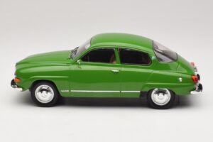 Saab 96 V4 Zielony MCG 1:18 MCG18655 Metal — zdjęcie 3 z 6
