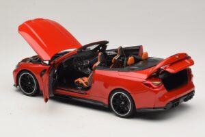 BMW M4 G83 Kabriolet Red Metallic Minichamps 1:18 110021030 Metal — zdjęcie 5 z 8