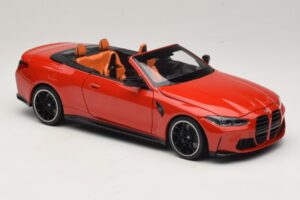BMW M4 G83 Kabriolet Red Metallic Minichamps 1:18 110021030 Metal — zdjęcie 6 z 8