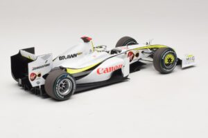 Brawn GP BGP001 #22 J. Button Singapore GP 2009 Minichamps 1:18 180090222 Żywica — zdjęcie 2 z 7