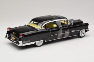 Cadillac Fleetwood Series 60 The Godfather Greenlight 1:18 12949 Metal — zdjęcie 2 z 6