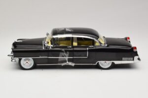 Cadillac Fleetwood Series 60 The Godfather Greenlight 1:18 12949 Metal — zdjęcie 3 z 6