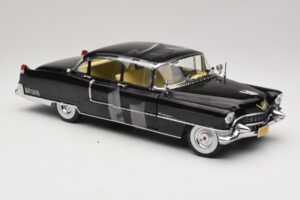 Cadillac Fleetwood Series 60 The Godfather Greenlight 1:18 12949 Metal — zdjęcie 4 z 6