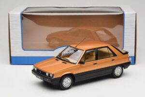 Renault 11 GTL Złoty MCG 1:18 MCG18590 Metal — zdjęcie 6 z 6
