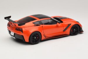 Chevrolet Corvette C7 ZR1 Czerwony IXO 1:18 U18RDC001-FO Metal — zdjęcie 3 z 8