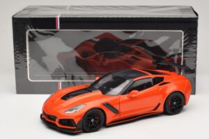 Chevrolet Corvette C7 ZR1 Czerwony IXO 1:18 U18RDC001-FO Metal — zdjęcie 8 z 8