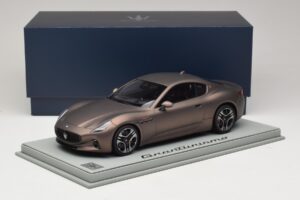 Maserati GranTurismo Trofeo Rame Folgore BBR 1:18 P18240AMAS Żywica — zdjęcie 7 z 7