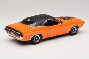 Dodge Challenger R/T Fast & Furious Darden's Car Greenlight 1:18 12846 Metal — zdjęcie 3 z 8