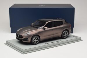 Maserati Grecale Brązowy BBR 1:18 P18220FMAS Żywica — zdjęcie 7 z 7