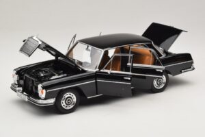 Mercedes 280 SE W108 Czarny Norev 1:18 183360 Metal — zdjęcie 2 z 8