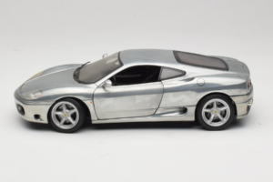 Ferrari 360 Modena Chromowane Srebro Hot Wheels 1:18 27774 Metal — zdjęcie 4 z 8