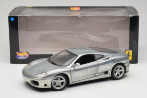Ferrari 360 Modena Chromowane Srebro Hot Wheels 1:18 27774 Metal — zdjęcie 8 z 8