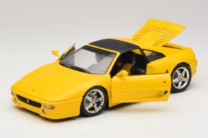 Ferrari F355 Spider Żółty z Czarnym Dachem UT Models 1:18 180074030-P4 Metal — zdjęcie 2 z 8