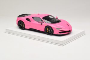 Ferrari SF90 Pack Fiorano Błyszczący Qatar Pink BBR 1:18 RACELINE137 Żywica — zdjęcie 4 z 7