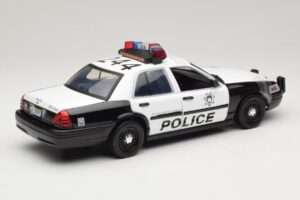 Ford Crown Victoria Police Interceptor The Hangover Movie Greenlight 1:18 12911 Metal — zdjęcie 2 z 6