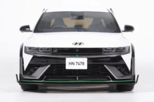Hyundai Ioniq 5 N DK Edition Atlas White Matt Otto 1:18 OT1227 Żywica — zdjęcie 4 z 5