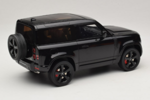 Land Rover Defender 90 L663 P400 X-Dynamic HSE Santorini Black GT Spirit 1:18 GT992 Żywica — zdjęcie 2 z 6