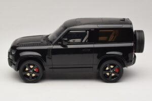 Land Rover Defender 90 L663 P400 X-Dynamic HSE Santorini Black GT Spirit 1:18 GT992 Żywica — zdjęcie 3 z 6