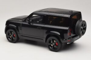 Land Rover Defender 90 L663 P400 X-Dynamic HSE Santorini Black GT Spirit 1:18 GT992 Żywica — zdjęcie 5 z 6