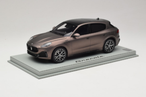 Maserati Grecale Brązowy BBR 1:18 P18220FMAS Żywica — zdjęcie 2 z 7