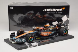 McLaren MCL36 #3 D. Ricciardo Abu Dhabi GP 2022 Minichamps 1:18 537224003 Żywica — zdjęcie 7 z 7