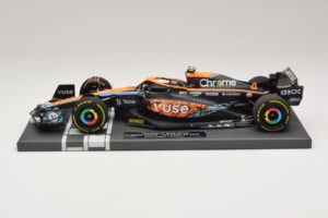 McLaren MCL36 #4 L. Norris Abu Dhabi GP 2022 Minichamps 1:18 537224004 Żywica — zdjęcie 3 z 7