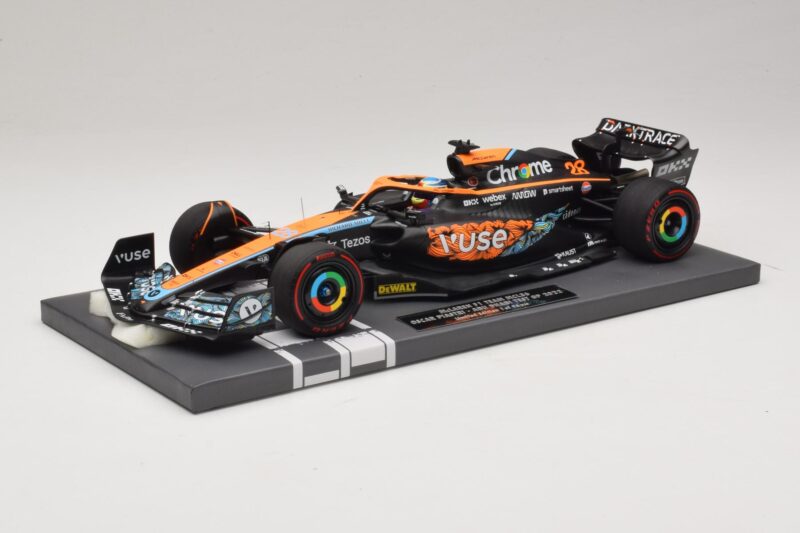 McLaren MCL36 O. Piastri Abu Dhabi Test 2022 Minichamps 1:18 537221828 Żywica