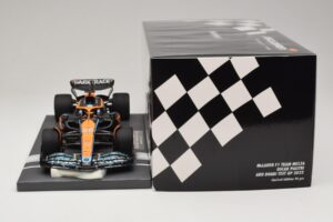 McLaren MCL36 O. Piastri Abu Dhabi Test 2022 Minichamps 1:18 537221828 Żywica — zdjęcie 6 z 7
