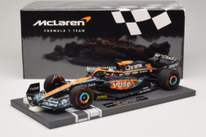 McLaren MCL36 O. Piastri Abu Dhabi Test 2022 Minichamps 1:18 537221828 Żywica — zdjęcie 7 z 7
