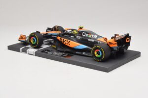 McLaren MCL60 #4 L. Norris 2nd Place Hungarian GP 2023 Minichamps 1:18 537233004 Żywica — zdjęcie 5 z 7