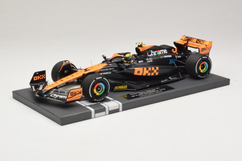 McLaren MCL60 #4 L. Norris 2nd Place Japanese GP 2023 Minichamps 1:18 537233504 Żywica