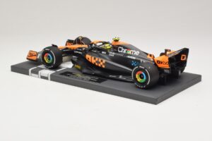 McLaren MCL60 #4 L. Norris 2nd Place Japanese GP 2023 Minichamps 1:18 537233504 Żywica — zdjęcie 5 z 7
