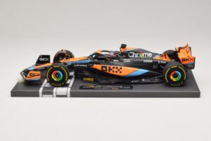 McLaren MCL60 #81 O. Piastri Hungarian GP 2023 Minichamps 1:18 537233081 Żywica — zdjęcie 3 z 7