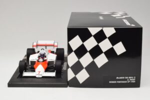 McLaren MP4/2 TAG #7 A. Prost Portuguese GP Winner 1984 Minichamps 1:18 537841807 Żywica — zdjęcie 6 z 7
