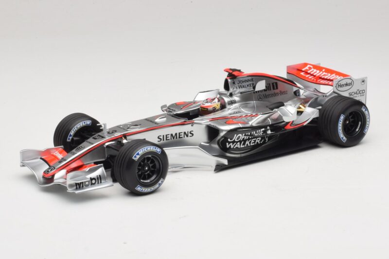 McLaren MP4/21 #3 K. Raikkonen 2006 Minichamps 1:18 530061803 Żywica
