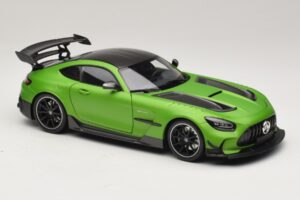 Mercedes AMG GT Black Series C190 Matt Green Metallic Minichamps 1:18 110032022 Metal — zdjęcie 6 z 8