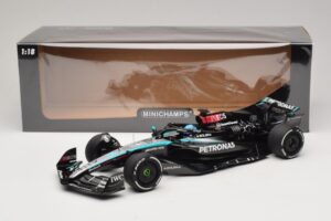 Mercedes AMG Petronas W15 E Performance G. Russell 2024 Minichamps 1:18 110240163 Żywica — zdjęcie 7 z 7
