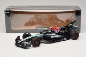 Mercedes AMG Petronas W15 E Performance L. Hamilton Winner British GP 2024 Minichamps 1:18 110241244 Żywica — zdjęcie 7 z 7
